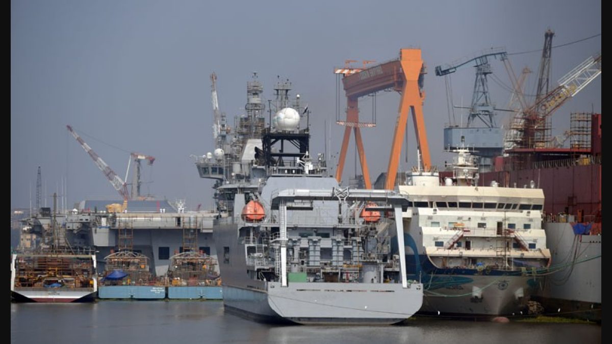 cochin shipyard seeks executive trainees, trade apprentice