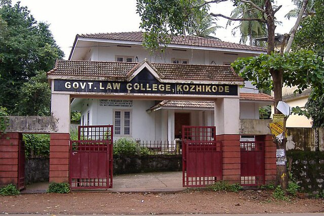 government law colleges at thiruvananthapuram, ernakulam, thrissur and kozhikode 